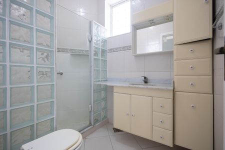 Casa à venda com 130m², 3 quartos e 1 vagaBanheiro