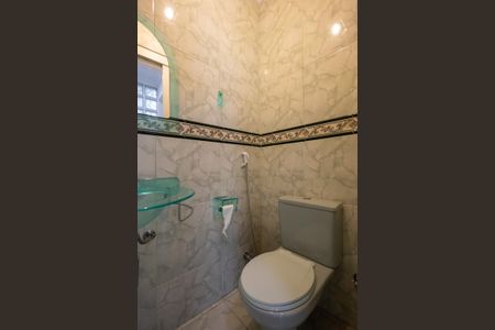 Casa à venda com 130m², 3 quartos e 1 vagaLavabo