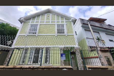 Casa à venda com 130m², 3 quartos e 1 vagaFachada