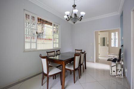 Casa à venda com 130m², 3 quartos e 1 vagaSala de Jantar