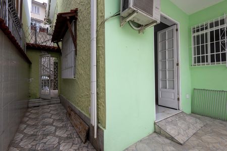 Casa à venda com 130m², 3 quartos e 1 vagaQuintal Fundos