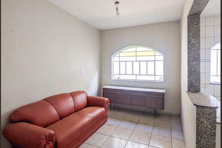 Casa para alugar com 360m², 4 quartos e 4 vagas Casa para alugar com 360m², 4 quartos e 4 vagasSala de Jantar