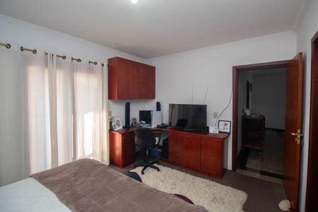 Casa à venda com 391m², 3 quartos e 5 vagasSuíte 2