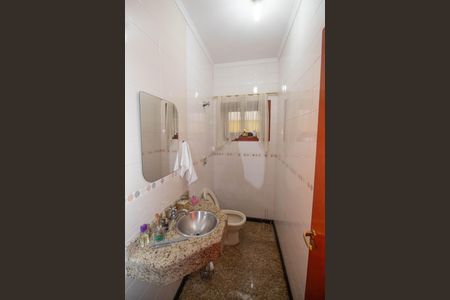 Casa à venda com 391m², 3 quartos e 5 vagasLavabo