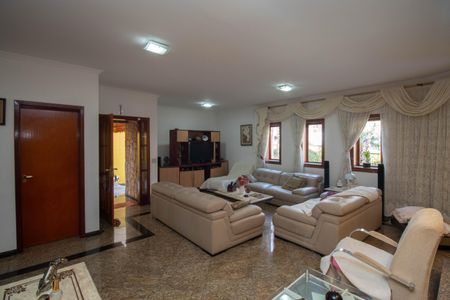 Casa à venda com 391m², 3 quartos e 5 vagasSala