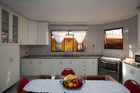 Casa à venda com 391m², 3 quartos e 5 vagasCozinha