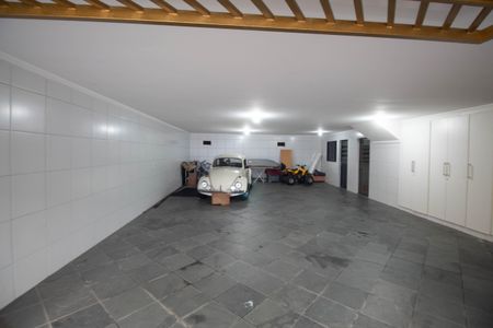 Casa à venda com 391m², 3 quartos e 5 vagasGaragem