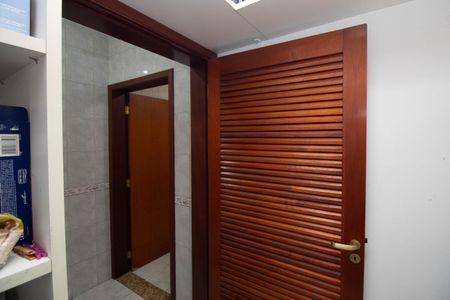 Casa à venda com 391m², 3 quartos e 5 vagasDespensa