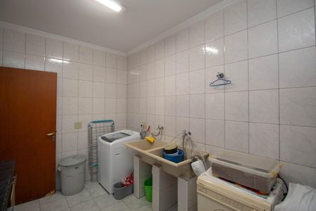 Casa à venda com 391m², 3 quartos e 5 vagasÁrea de Serviço