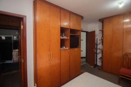 Casa à venda com 391m², 3 quartos e 5 vagasSuíte 3