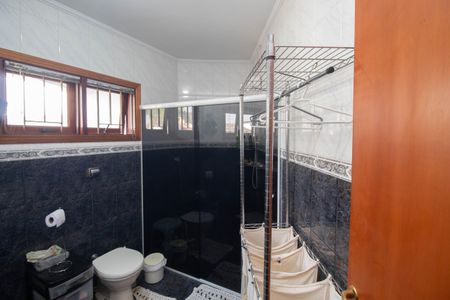 Casa à venda com 391m², 3 quartos e 5 vagasBanheiro da Suíte 3