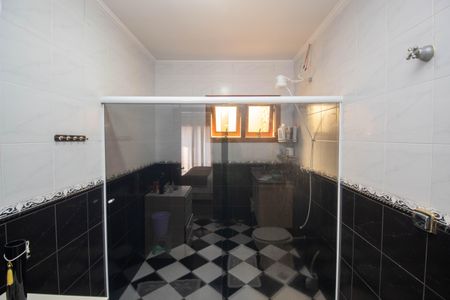 Casa à venda com 391m², 3 quartos e 5 vagasBanheiro da Suíte 2