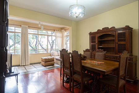 Apartamento à venda com 188m², 3 quartos e 2 vagasSala