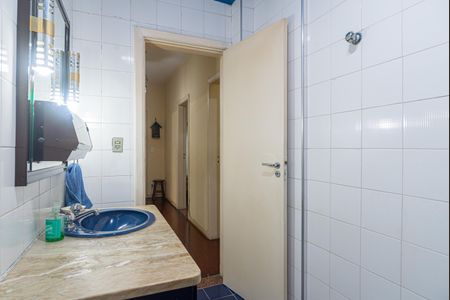 Apartamento à venda com 188m², 3 quartos e 2 vagasBanheiro 2