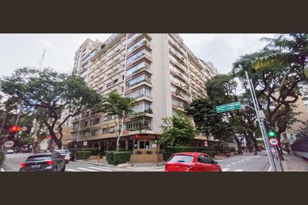 Apartamento à venda com 188m², 3 quartos e 2 vagasFachada