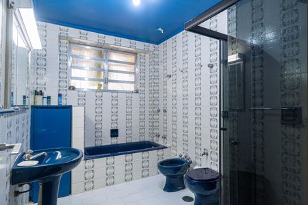 Apartamento à venda com 188m², 3 quartos e 2 vagasBanheiro 1