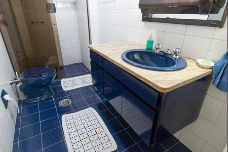 Apartamento à venda com 188m², 3 quartos e 2 vagasBanheiro 2