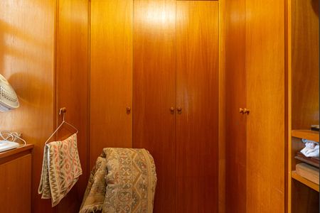 Apartamento à venda com 188m², 3 quartos e 2 vagasQuarto de Serviço