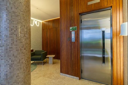 Apartamento à venda com 188m², 3 quartos e 2 vagasÁrea comum - Elevador