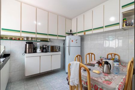 Casa para alugar com 170m², 3 quartos e 1 vaga Casa para alugar com 170m², 3 quartos e 1 vagaCozinha