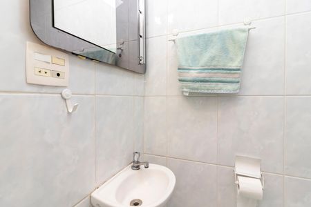 Casa para alugar com 170m², 3 quartos e 1 vaga Casa para alugar com 170m², 3 quartos e 1 vagaBanheiro de Serviço