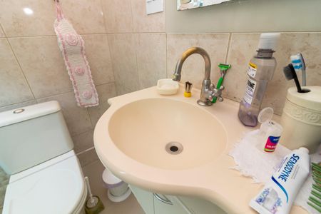 Casa para alugar com 170m², 3 quartos e 1 vaga Casa para alugar com 170m², 3 quartos e 1 vagaBanheiro da Suíte 1