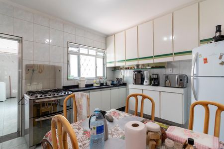 Casa para alugar com 170m², 3 quartos e 1 vaga Casa para alugar com 170m², 3 quartos e 1 vagaCozinha