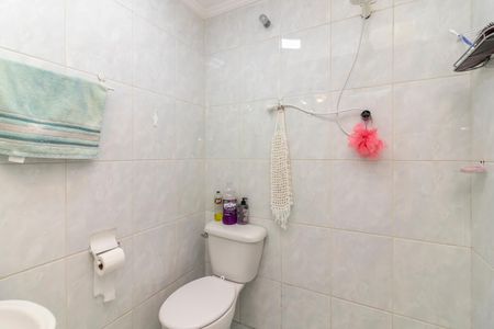 Casa para alugar com 170m², 3 quartos e 1 vaga Casa para alugar com 170m², 3 quartos e 1 vagaBanheiro de Serviço