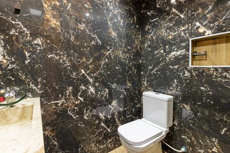 Apartamento à venda com 82m², 2 quartos e 1 vagaBanheiro Social