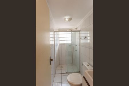 Apartamento para alugar com 57m², 3 quartos e 1 vaga Apartamento para alugar com 57m², 3 quartos e 1 vagaBanheiro da Suíte
