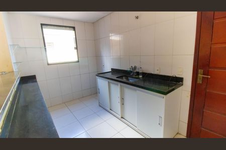 Apartamento à venda com 225m², 3 quartos e 2 vagas Apartamento à venda com 225m², 3 quartos e 2 vagasCozinha
