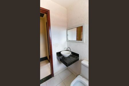 Apartamento à venda com 225m², 3 quartos e 2 vagas Apartamento à venda com 225m², 3 quartos e 2 vagasBanheiro Social