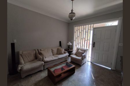 Casa para alugar com 350m², 5 quartos e 4 vagas Casa para alugar com 350m², 5 quartos e 4 vagasSala