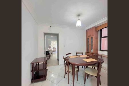 Casa para alugar com 350m², 5 quartos e 4 vagas Casa para alugar com 350m², 5 quartos e 4 vagasSala