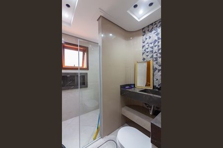 Casa para alugar com 220m², 4 quartos e 4 vagas Casa para alugar com 220m², 4 quartos e 4 vagasBanheiro da Suíte