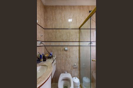 Casa para alugar com 220m², 4 quartos e 4 vagas Casa para alugar com 220m², 4 quartos e 4 vagasBanheiro