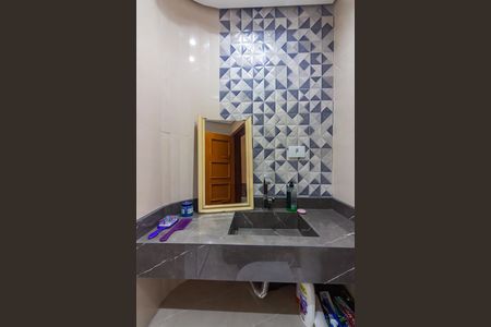 Casa para alugar com 220m², 4 quartos e 4 vagas Casa para alugar com 220m², 4 quartos e 4 vagasBanheiro da Suíte