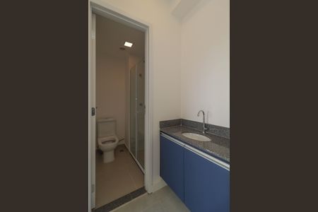 Studio para alugar com 28m², 1 quarto e sem vaga Studio para alugar com 28m², 1 quarto e sem vagaBanheiro