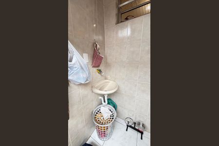 Casa à venda com 129m², 3 quartos e 3 vagas Casa à venda com 129m², 3 quartos e 3 vagasQuintal