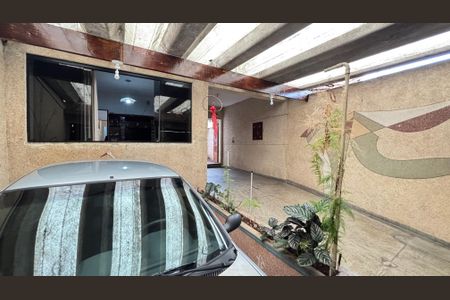 Casa à venda com 129m², 3 quartos e 3 vagas Casa à venda com 129m², 3 quartos e 3 vagasGaragem