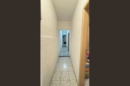 Casa à venda com 129m², 3 quartos e 3 vagas Casa à venda com 129m², 3 quartos e 3 vagasCorredor