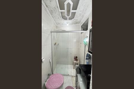 Casa à venda com 129m², 3 quartos e 3 vagas Casa à venda com 129m², 3 quartos e 3 vagasBanheiro da Suíte