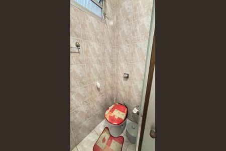 Casa à venda com 129m², 3 quartos e 3 vagas Casa à venda com 129m², 3 quartos e 3 vagasBanheiro