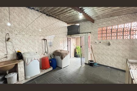 Casa à venda com 129m², 3 quartos e 3 vagas Casa à venda com 129m², 3 quartos e 3 vagasÁrea de Serviço