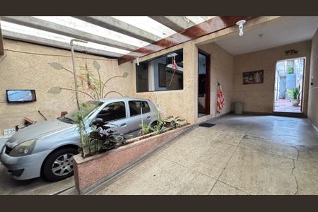 Casa à venda com 129m², 3 quartos e 3 vagas Casa à venda com 129m², 3 quartos e 3 vagasGaragem