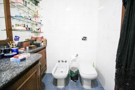 Apartamento à venda com 190m², 3 quartos e 2 vagasBanheiro da Suíte 3