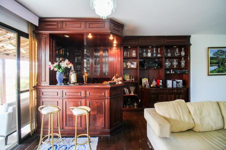 Apartamento à venda com 190m², 3 quartos e 2 vagasSala