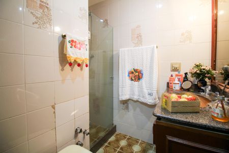 Apartamento à venda com 190m², 3 quartos e 2 vagasBanheiro da Suíte 2
