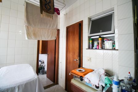 Apartamento à venda com 190m², 3 quartos e 2 vagasÁrea de Serviço