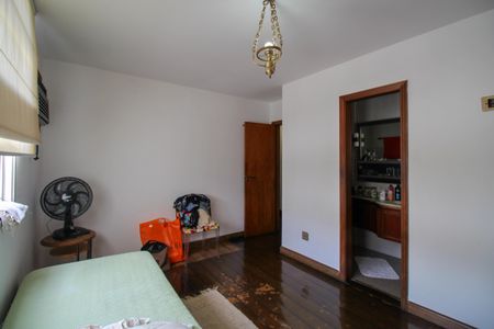Apartamento à venda com 190m², 3 quartos e 2 vagasSuíte 1